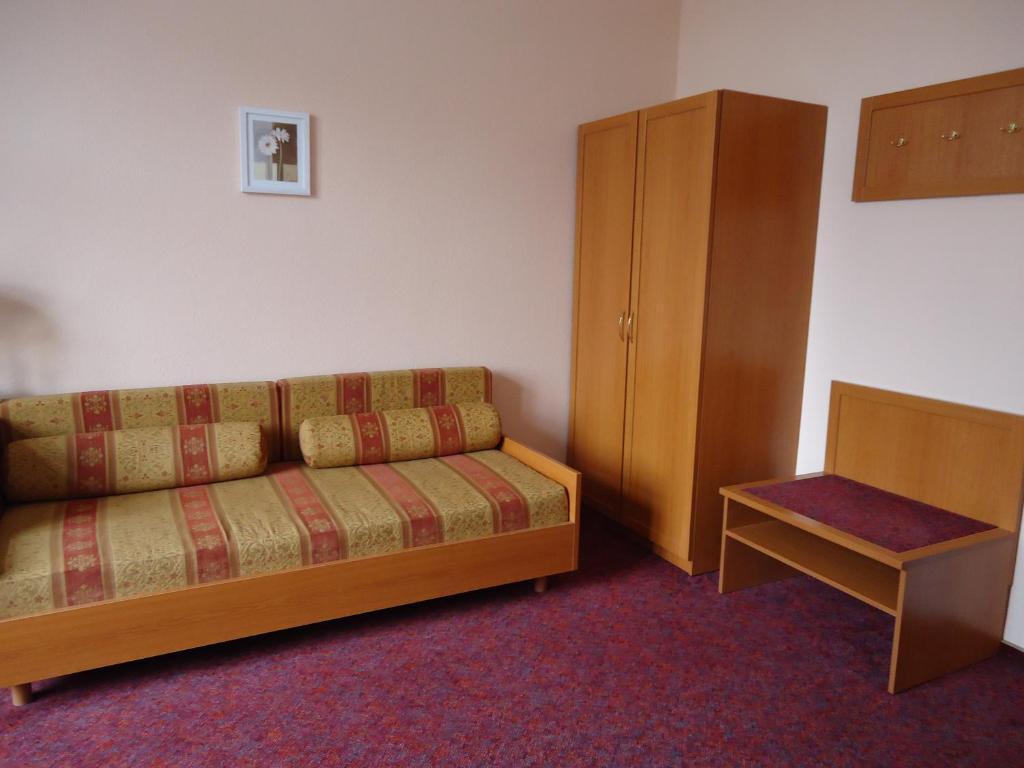 Hotel Aster An Der Messe Berlin Room photo